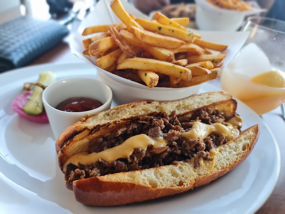 CUT by Wolfgang Puck - Photo 2