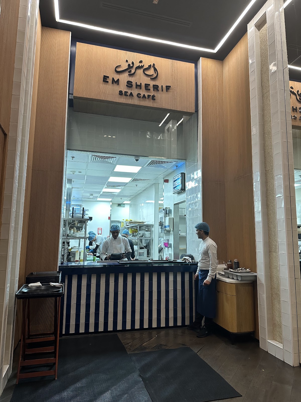 Em Sherif Sea Café - Photo 4