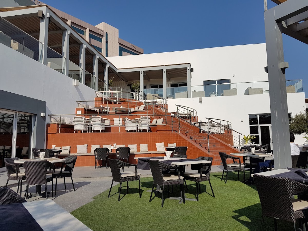 La Vinoteca - Photo 5