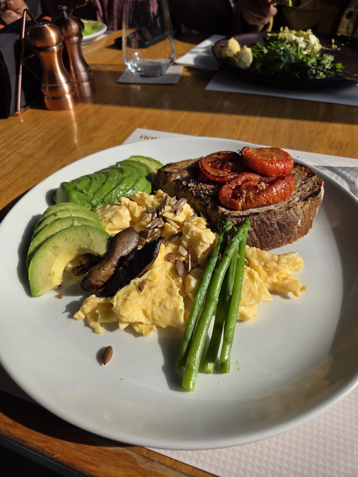 Nomad Urban Eatery 3