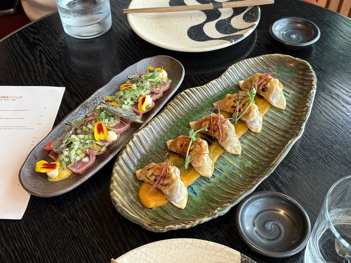 SUSHISAMBA Bahrain - Photo 4