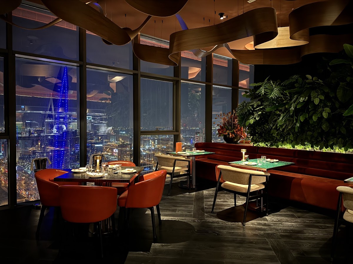 SUSHISAMBA Bahrain - Photo 5