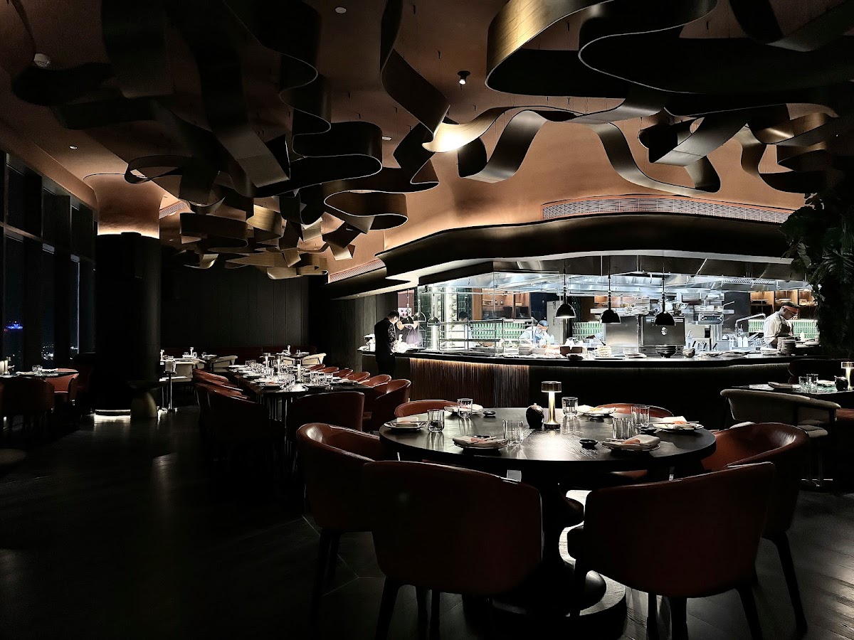 SUSHISAMBA Bahrain - Photo 6