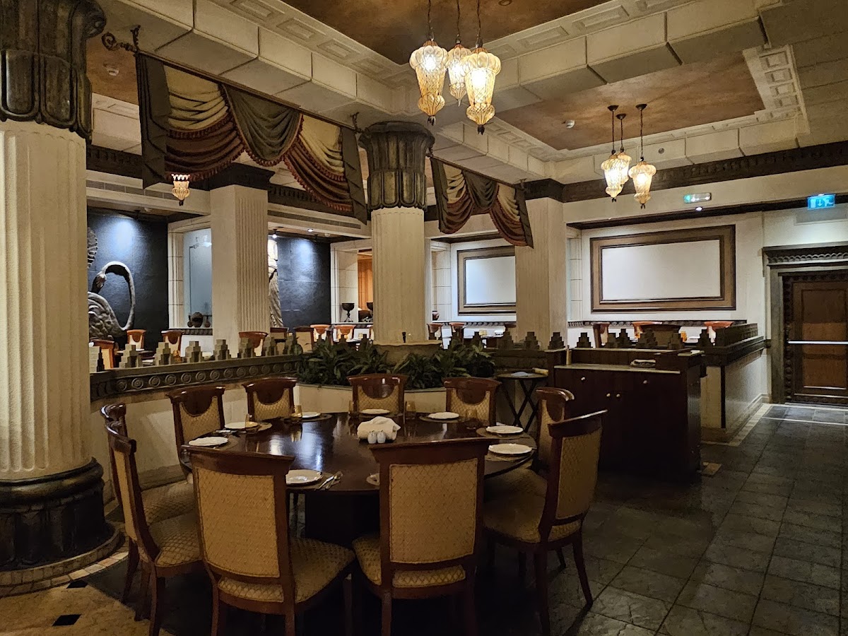 Takht Jamsheed - Photo 5